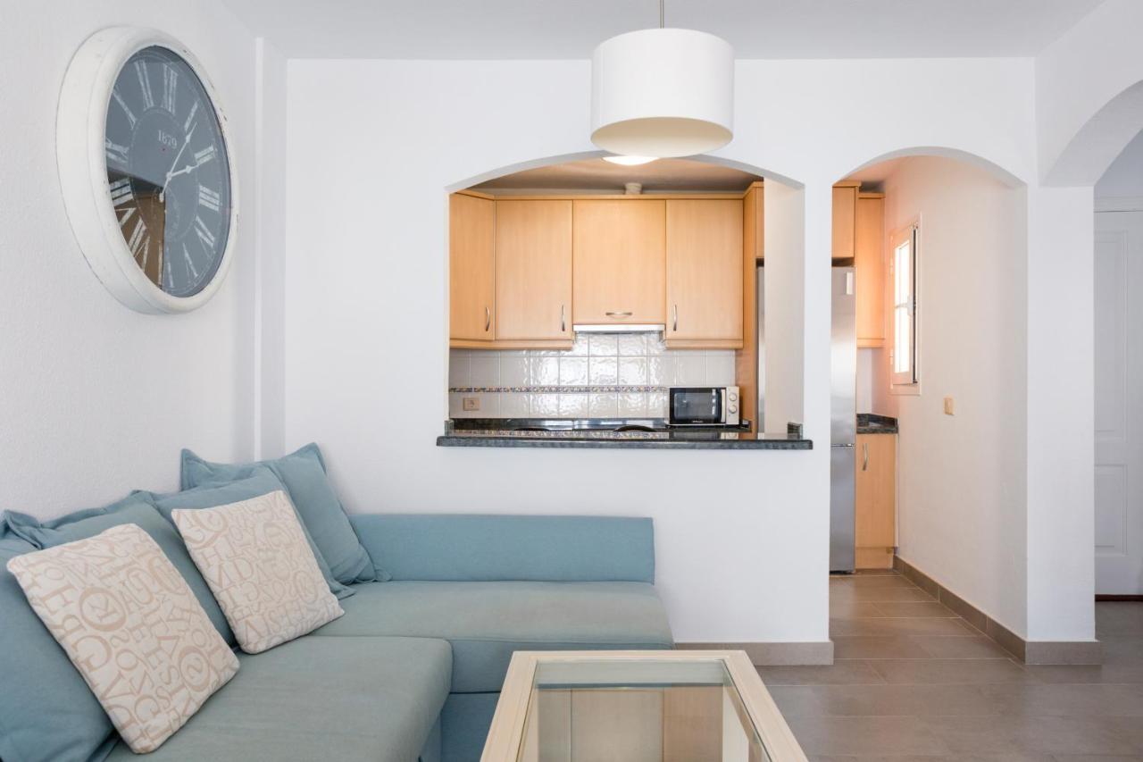 אדחה Homeforguest Apartamento Con Piscina A 50M Del Mar En La Caleta מראה חיצוני תמונה