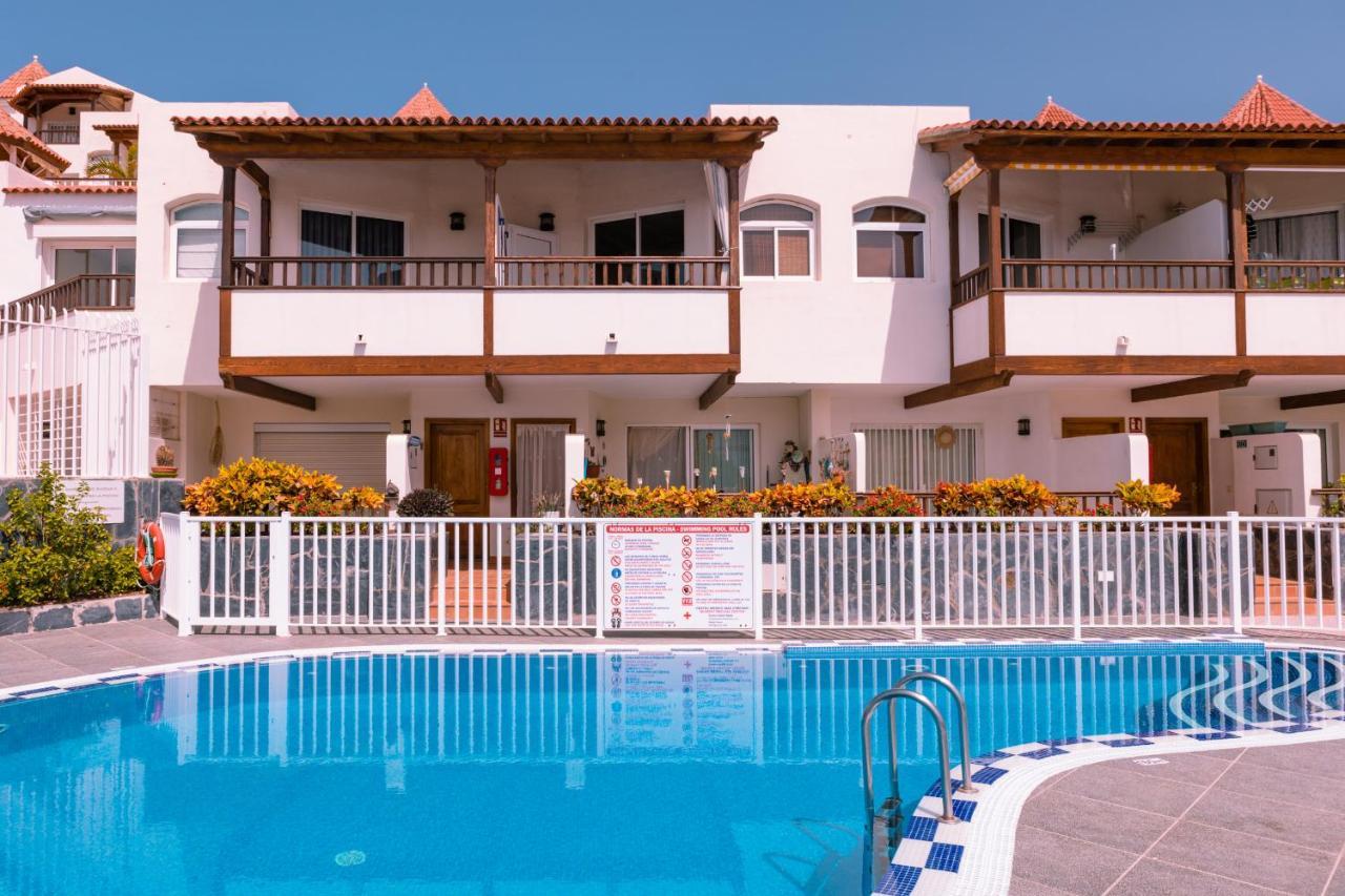 אדחה Homeforguest Apartamento Con Piscina A 50M Del Mar En La Caleta מראה חיצוני תמונה