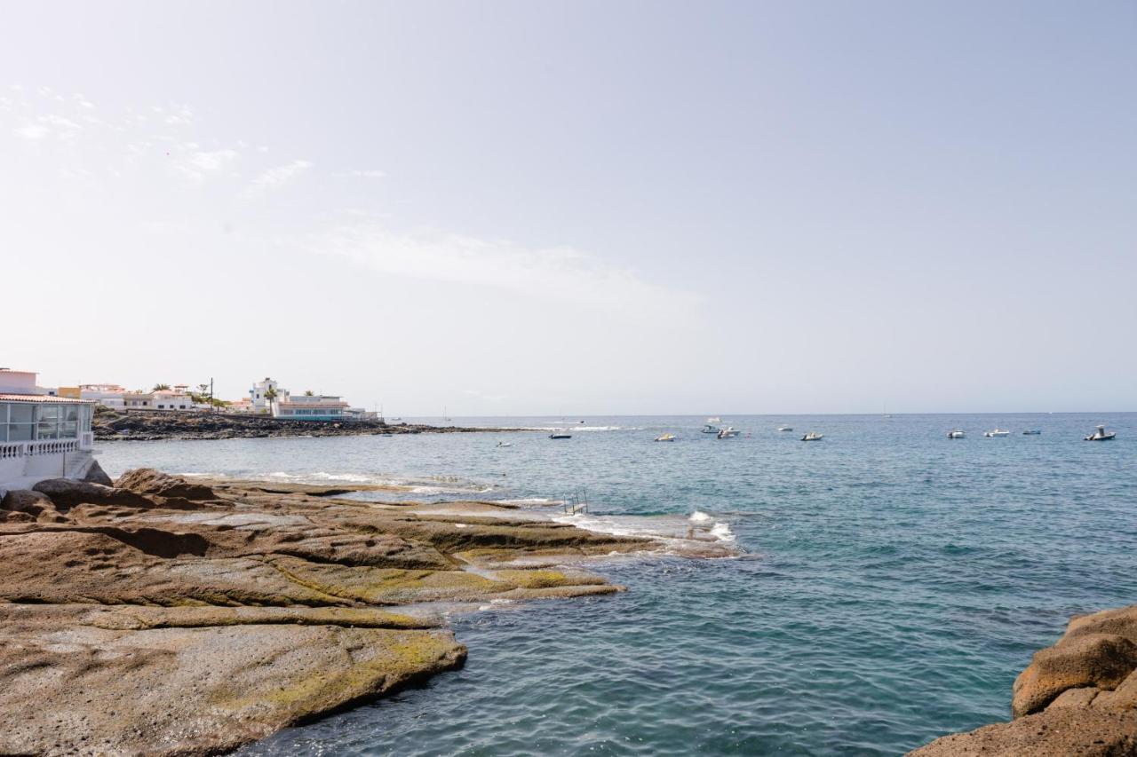 אדחה Homeforguest Apartamento Con Piscina A 50M Del Mar En La Caleta מראה חיצוני תמונה